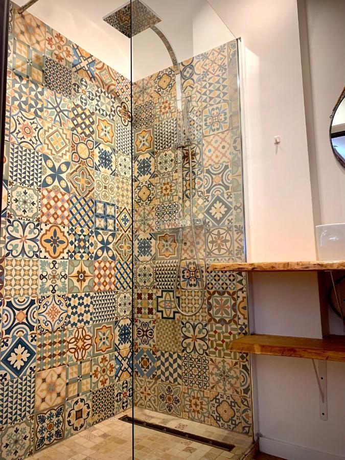 בסאנקון Les Fabuleux Appartements Du Coeur De Ville - Place Victor Hugo מראה חיצוני תמונה